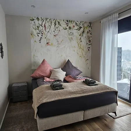 Exklusives Penthouse Mit Sonnenterrasse 아파트 비덴코프